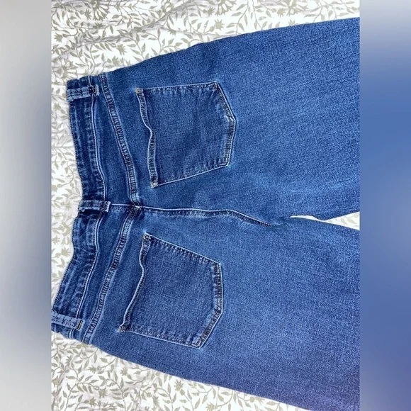 Talbots Women’s 10 Simply Flattering Boyfriend Jean - Picture 6 of 6